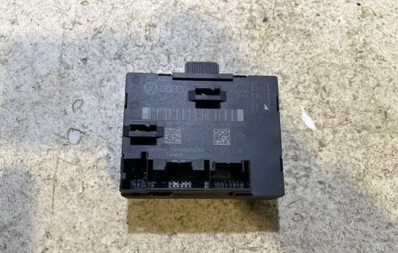 Audi A4 S4 B8 8K Door control unit/module 8K0959794A 8K0959795