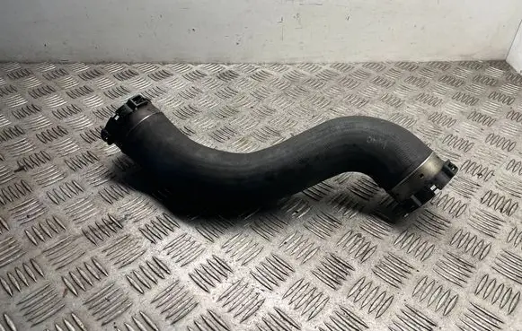 Intercooler hose/pipe