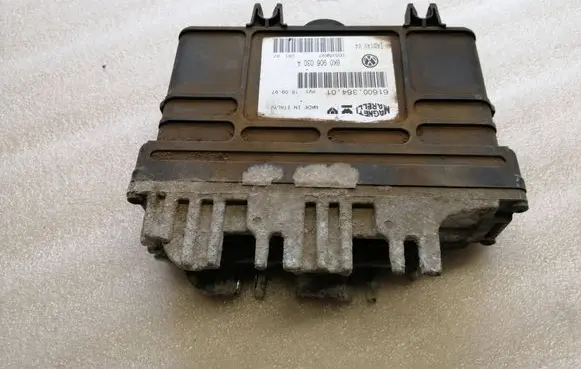 Volkswagen Polo III 6N 6N2 6NF Engine control unit/module 6K0906030A 6160036401 0G5XNK97