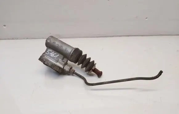 Honda FR-V Clutch slave cylinder 