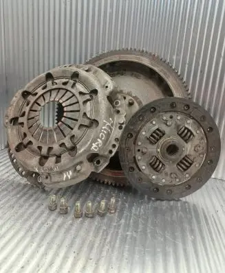 Nissan Micra Clutch set kit 12311BL00A 2911DS0
