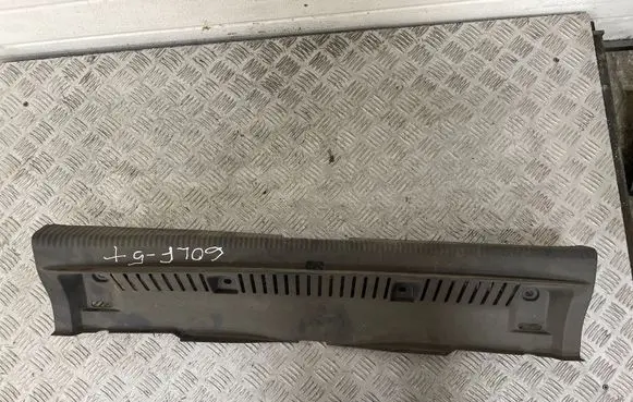 Volkswagen Golf Plus Trunk/boot sill cover protection 5M0863459C