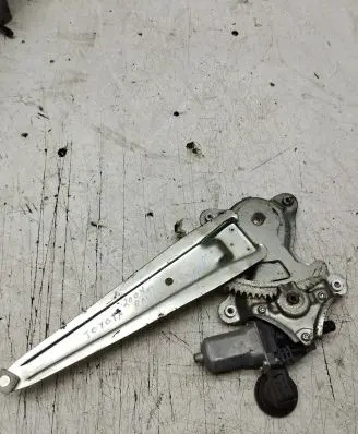 Volkswagen Transporter - Caravelle T4 Front door electric window regulator 
