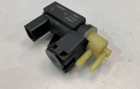 Volvo S90, V90 Turbo solenoid valve 31480559