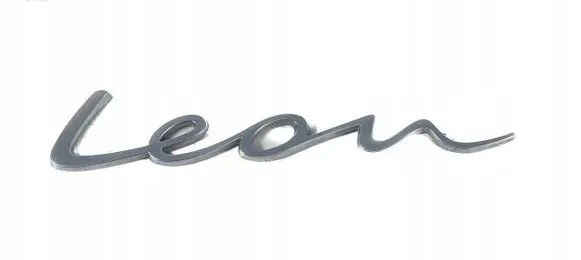Seat Leon IV Manufacturers badge/model letters 375756354223652