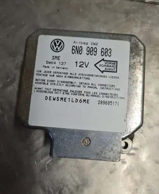 Volkswagen Transporter - Caravelle T4 Airbag control unit/module 6N0909603