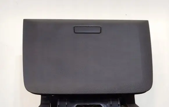 Volkswagen Golf VII Glove box 510