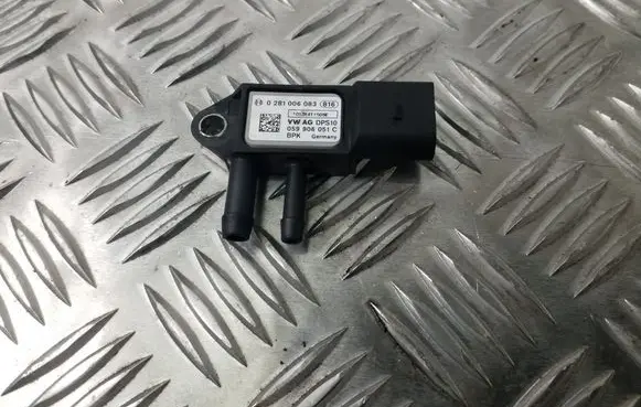 Skoda Fabia Mk2 (5J) Air pressure sensor 059906051C