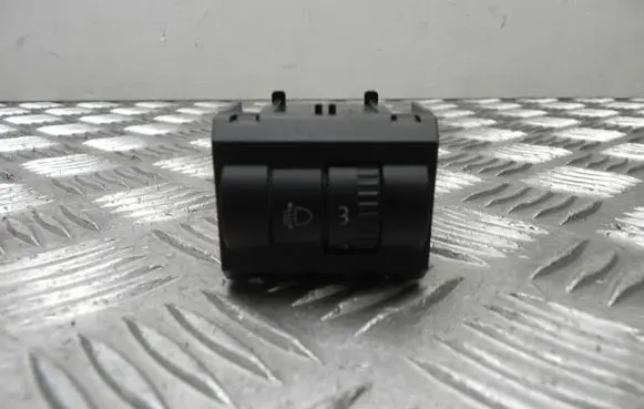 Skoda Fabia Mk2 (5J) Headlight level height control switch 5J0941333C T6541