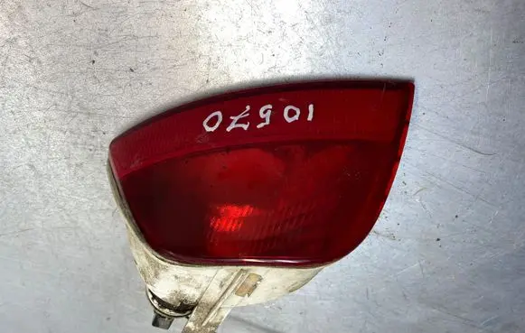 Ford Focus Rear fog light 1M5115K273A