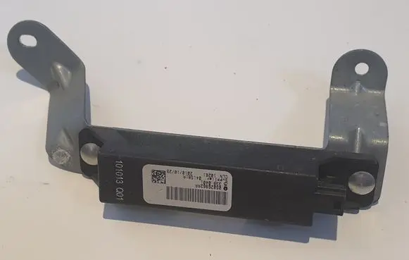 Chrysler Town u0026 Country V Keyless (KESSY) go control unit/module 05026962AA 3380401