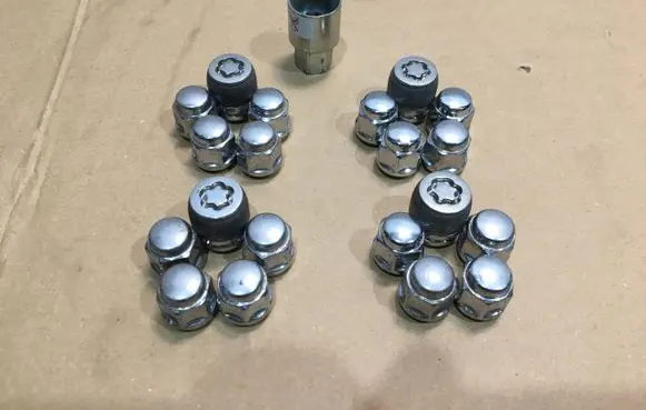 Honda Jazz IV GR Crosstar Nuts/bolts 