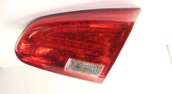 KIA Ceed Tailgate rear/tail lights