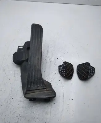 Volkswagen PASSAT CC Accelerator throttle pedal 1K2721503