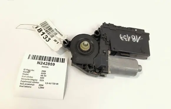 Audi A8 S8 D3 4E Front door window regulator motor 4E1959801