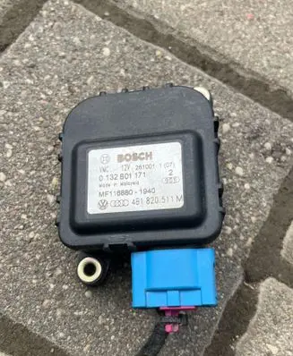 Audi A6 S6 C5 4B Air flap motor/actuator 0132801171 4B1820511M MF1168801940