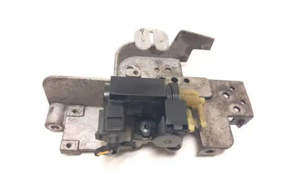 Volvo S60 Turbo solenoid valve 31293427 703767020