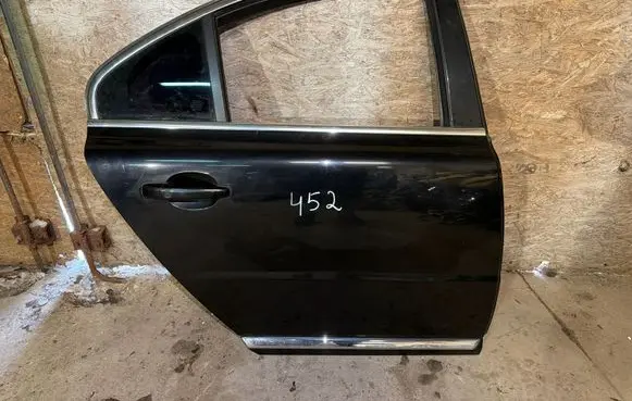 Volvo S80 Rear door 
