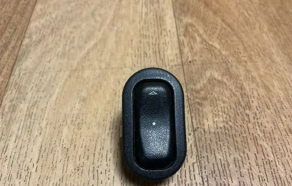 Opel Zafira A Electric window control switch 13363100 90561388