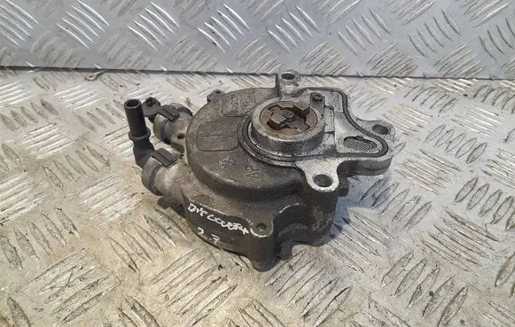 Land Rover Discovery 3 - LR3 Vacuum pump 4R8Q2A451AE CLWB01205