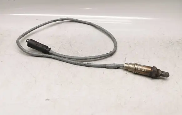 BMW 5 E60 E61 Lambda probe sensor 09330402