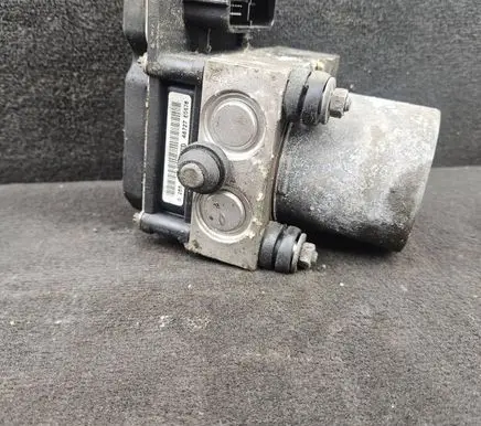 Audi A6 S6 C6 4F ABS Pump 4F0910517D 4F0614517