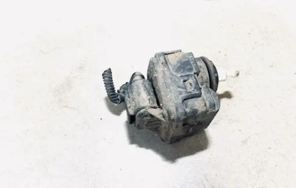 Skoda Octavia Mk1 (1U) Headlight level adjustment motor 1u0941295