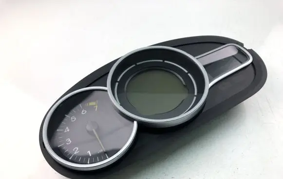 Renault Megane III Speedometer (instrument cluster) RNI248104902R