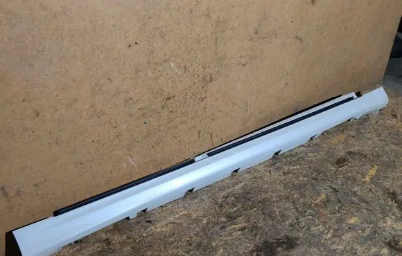 Ford Fusion II Sill