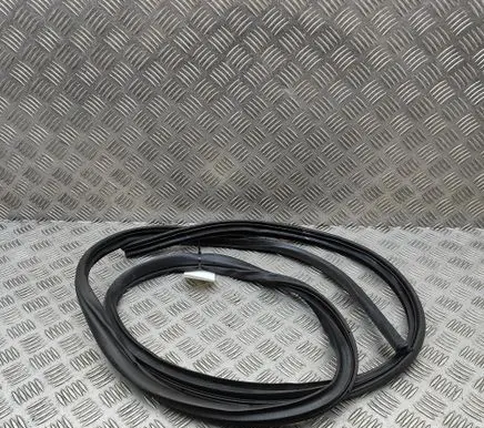 Mitsubishi Outlander Rubber seal rear door 5755A421