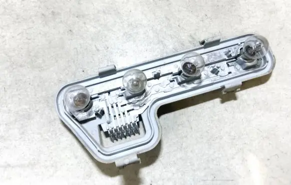 Opel Zafira A Tail light bulb cover holder