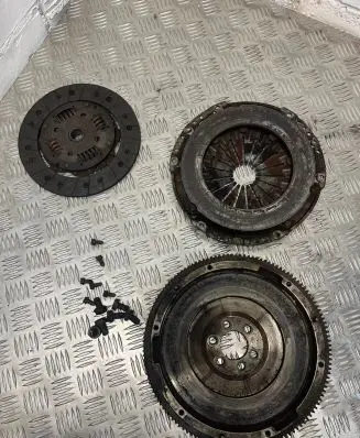 Volkswagen Eos Clutch set kit 03C105273K 03C141025G