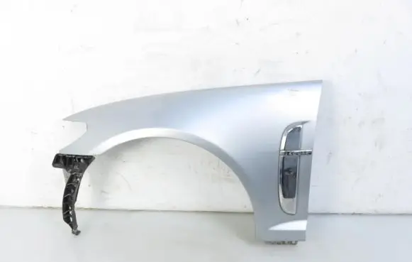 Jaguar XF Fender