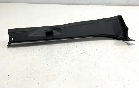BMW 1 F20 F21 Bonnet wind deflector 51767269997 10808611