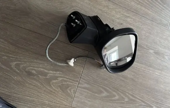 Ford Puma Coupe wind mirror (mechanical) E8048814
