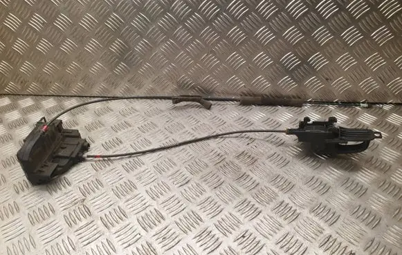 Nissan Note (E11) Front door lock 4206E
