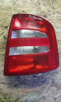 Skoda Fabia Mk2 (5J) Rear/tail lights 6Y9945112B 6Y9945096B