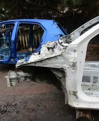 Mazda 2 Front quarter panel KRIS46786