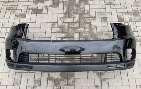 Toyota Yaris Front bumper 521190E220