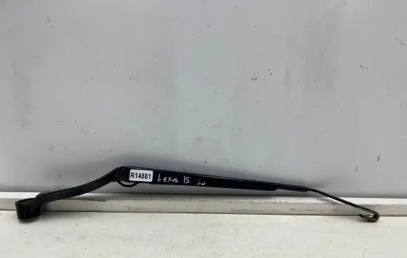 Lexus IS 200-300 Front wiper blade arm