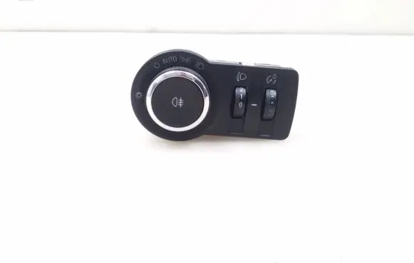 Opel Insignia A Light switch 13268704