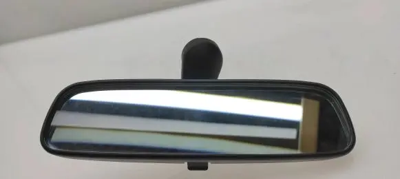 Subaru Legacy Rear view mirror (interior) E13010836 E1020886