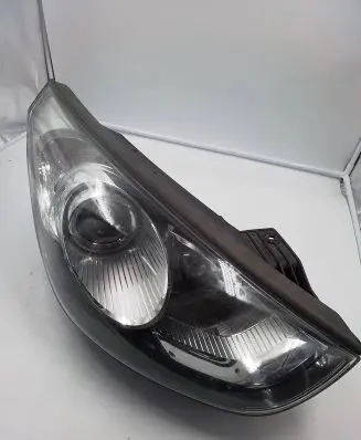 Hyundai ix35 Headlight/headlamp 921022Y