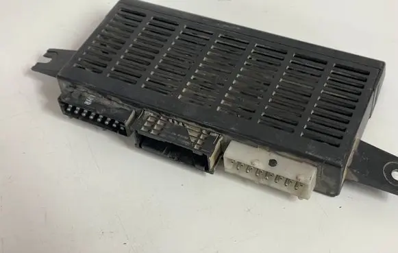 BMW 7 E38 Light module LCM 61358386209 8386209