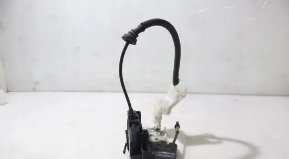 KIA Ceed Front door lock