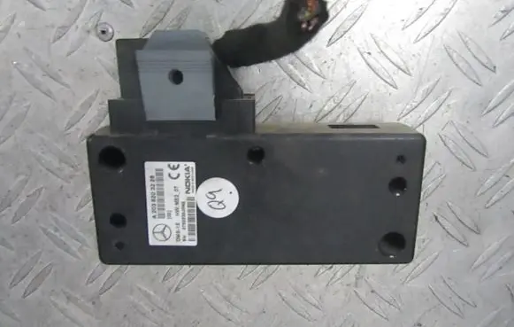 Mercedes-Benz E W210 Other control units/modules a2038203226 0752230jh40