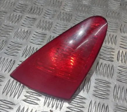 Alfa Romeo 147 Tailgate rear/tail lights 46747825 03320010 46556346
