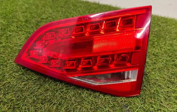 Audi A4 S4 B8 8K Tailgate rear/tail lights 8K5945094K 7609769