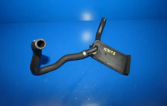 Volvo XC90 Engine coolant pipe/hose 31338712