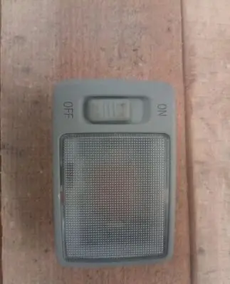 Toyota Auris E180 Rear seat light